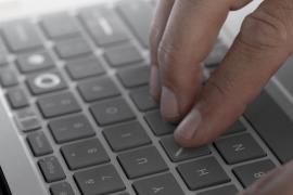 微软为Surface设计了一款可定制新型的触觉键盘