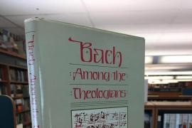 《神学家中的巴赫》书籍封面的版式设计