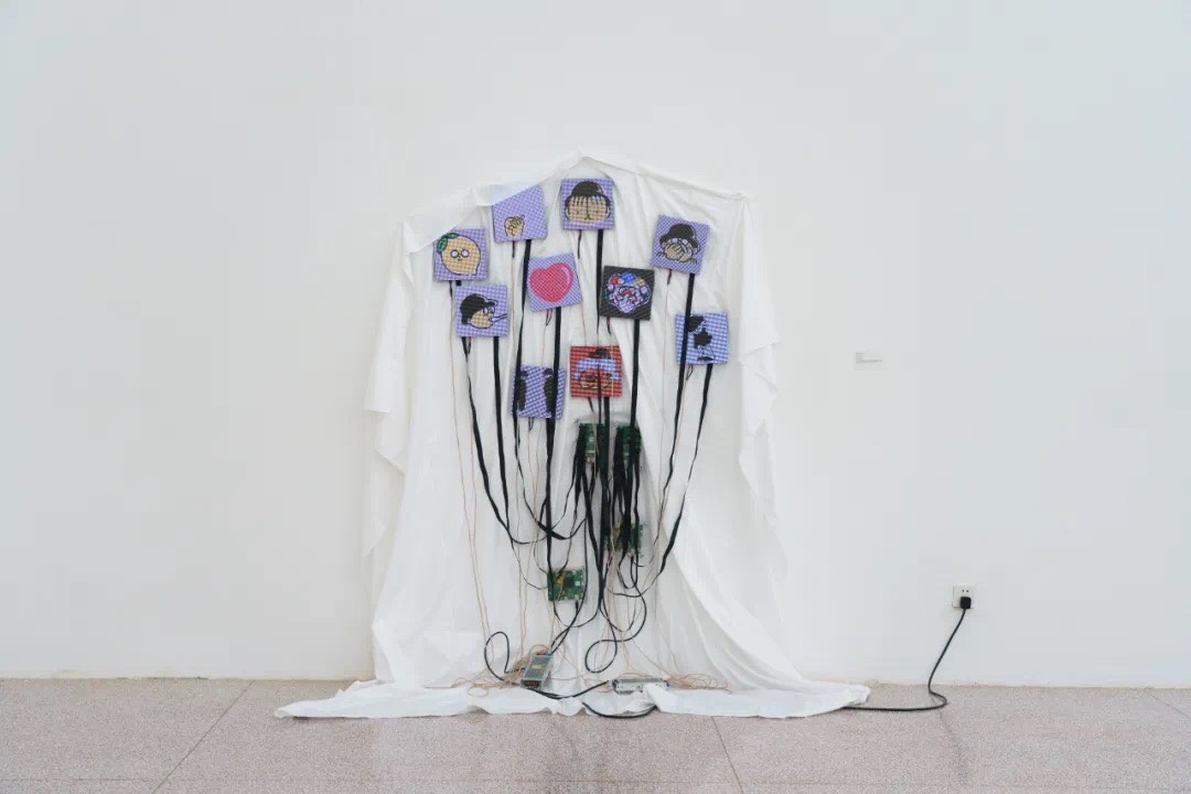“无聊之人”上海开展，艺术家韩乙田探索现代人的无聊感