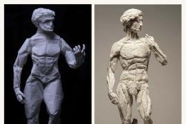 艺术家用一张纸创作了米开朗基罗的《大卫》雕塑