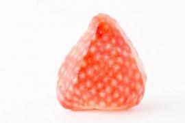 超越食物本质，艺术家笔下水果的创意表达与理念探索