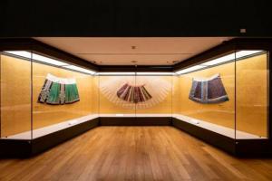 从城墙 “马面” 到裙裳华彩，马面裙的千年文脉与精神升华