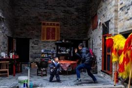 摄影师肖艳：走遍天涯，镜头落脚洞庭故乡