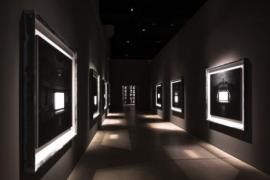 东南亚首展！杉本博司《色即是空》登陆新加坡，巨型心经装置重磅亮相